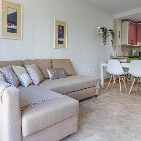 797 Holiday Rentals- Duplex Para 7 En La Carihuela A 1 Min De La Playa Torremolinos Extérieur photo