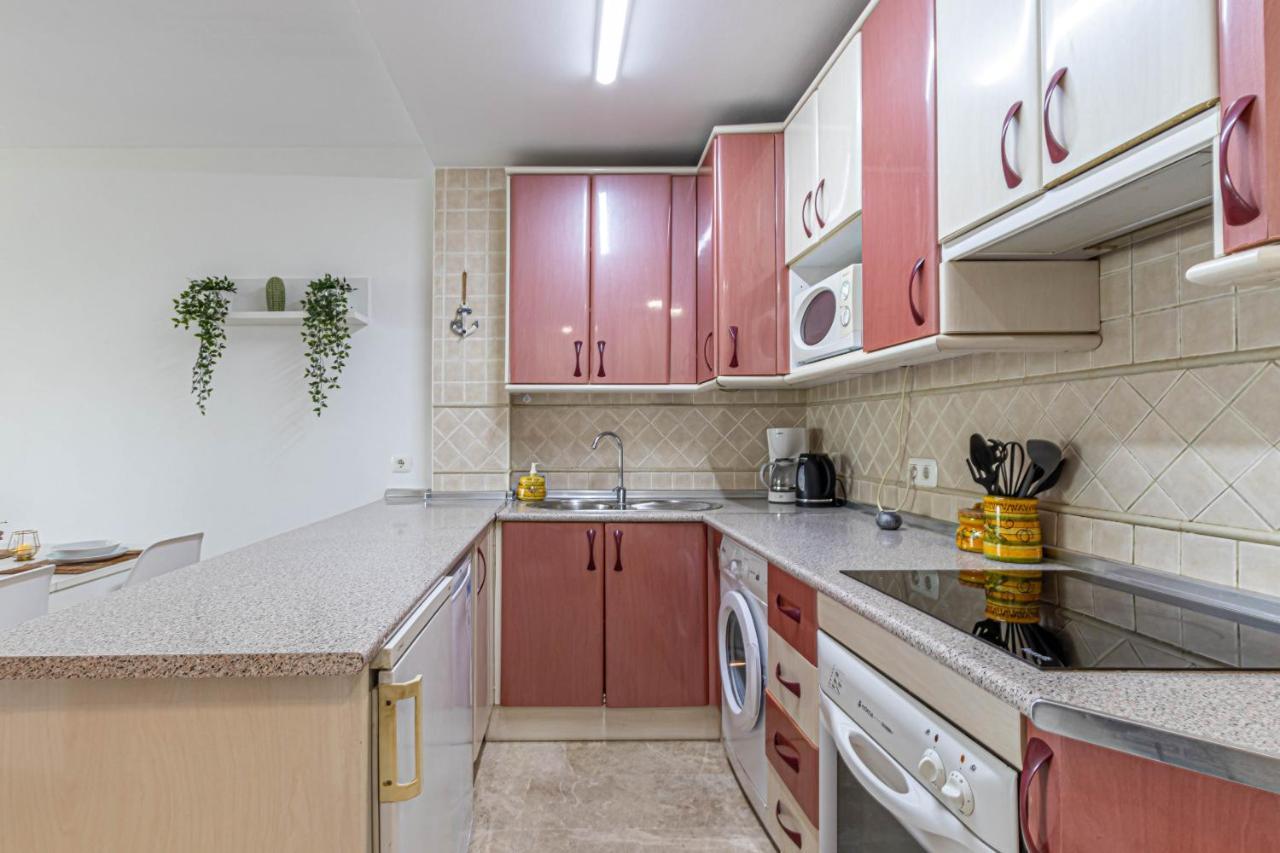 797 Holiday Rentals- Duplex Para 7 En La Carihuela A 1 Min De La Playa Torremolinos Extérieur photo