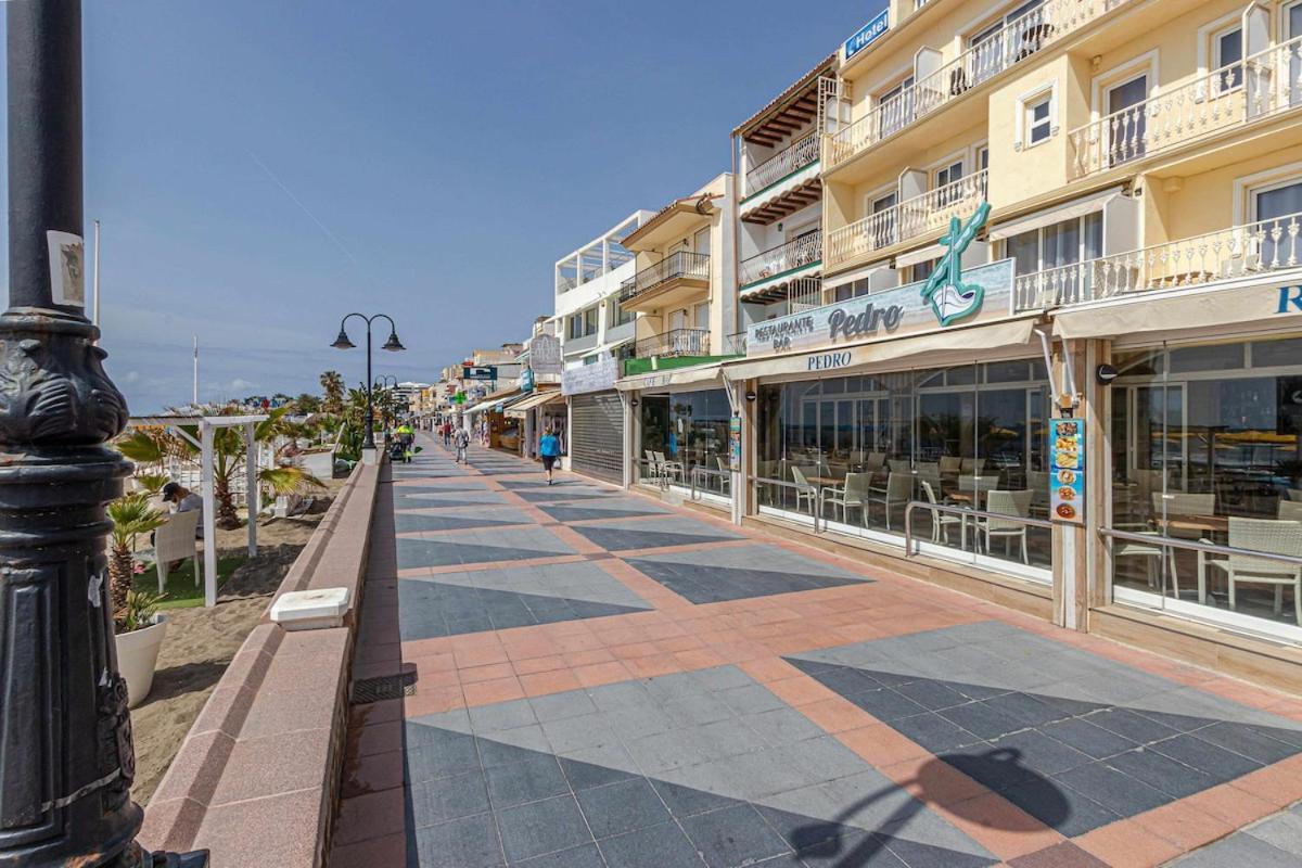 797 Holiday Rentals- Duplex Para 7 En La Carihuela A 1 Min De La Playa Torremolinos Extérieur photo